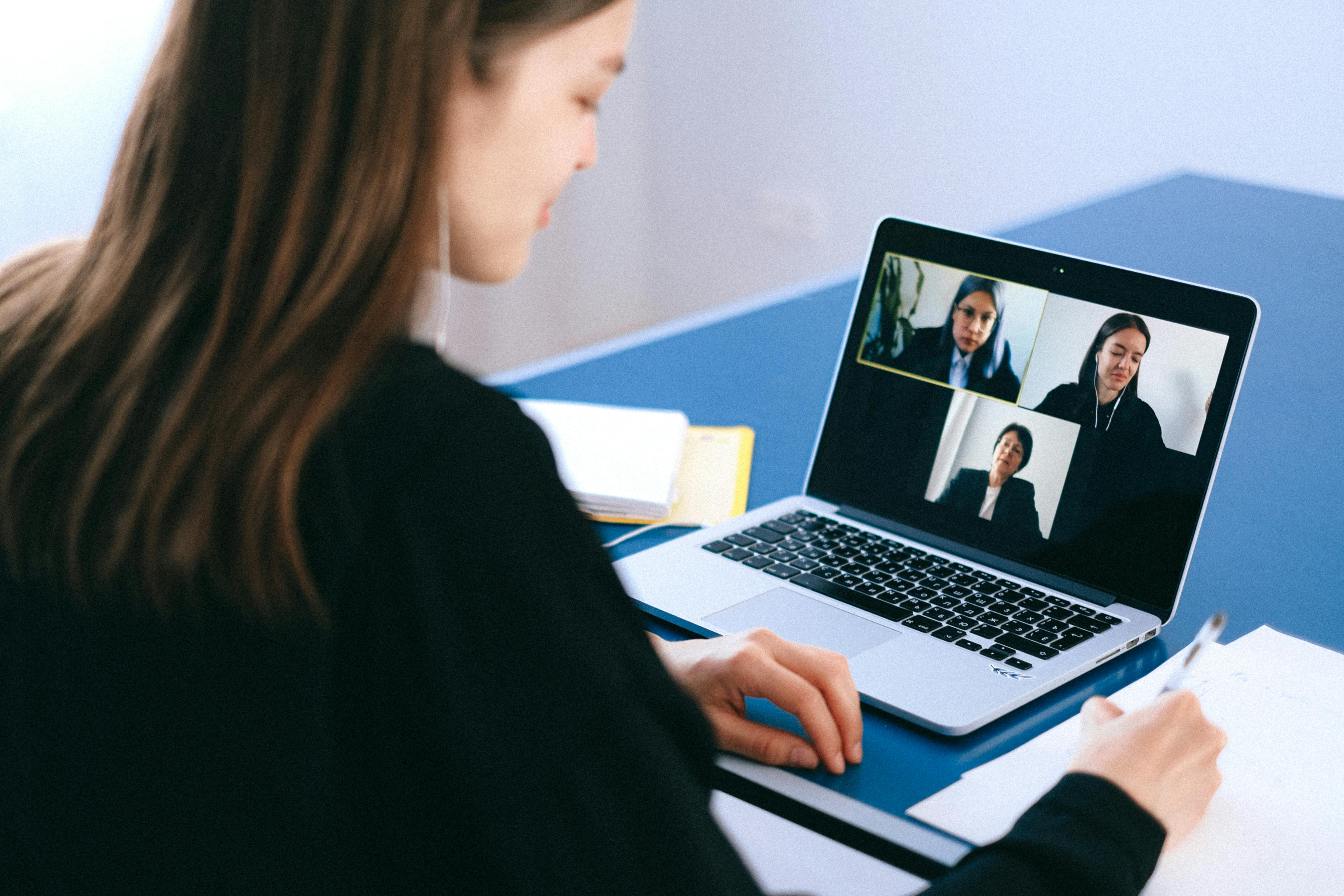 Master Virtual Networking Events For Career Growth